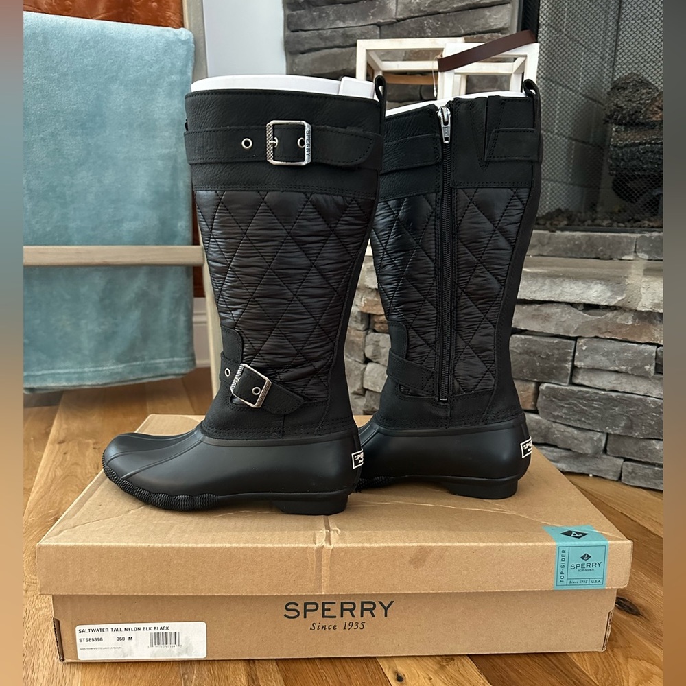 Sperry Saltwater Nylon Duck Boot in Black! Women’s size 6!